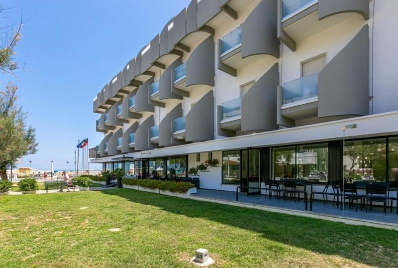 Hotel Principe Белариа-Игеа Марина Екстериор снимка