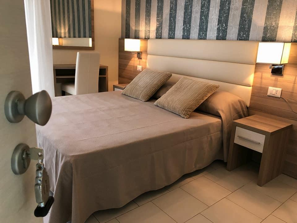 Hotel Principe Белариа-Игеа Марина Екстериор снимка